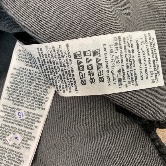 GUESS Collar Chain Chambray snap button shirts black  L - Picture 9 of 9